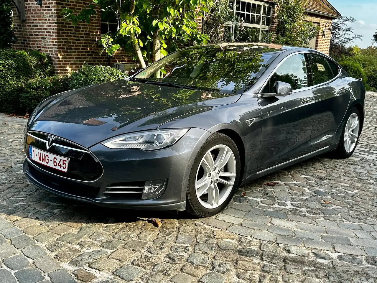 Tesla Model S