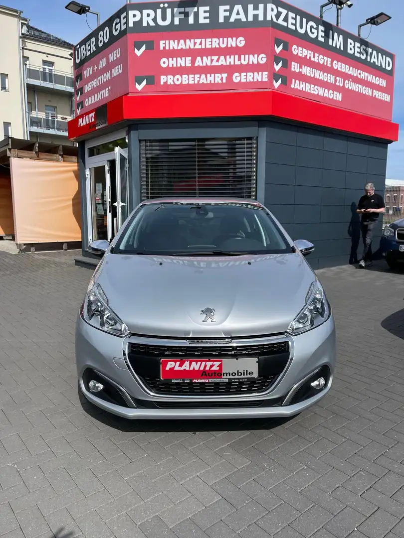 Peugeot 208 Allure /Navi/Tempomat/Bluetooth/PDC/USB/ECO Grau - 1
