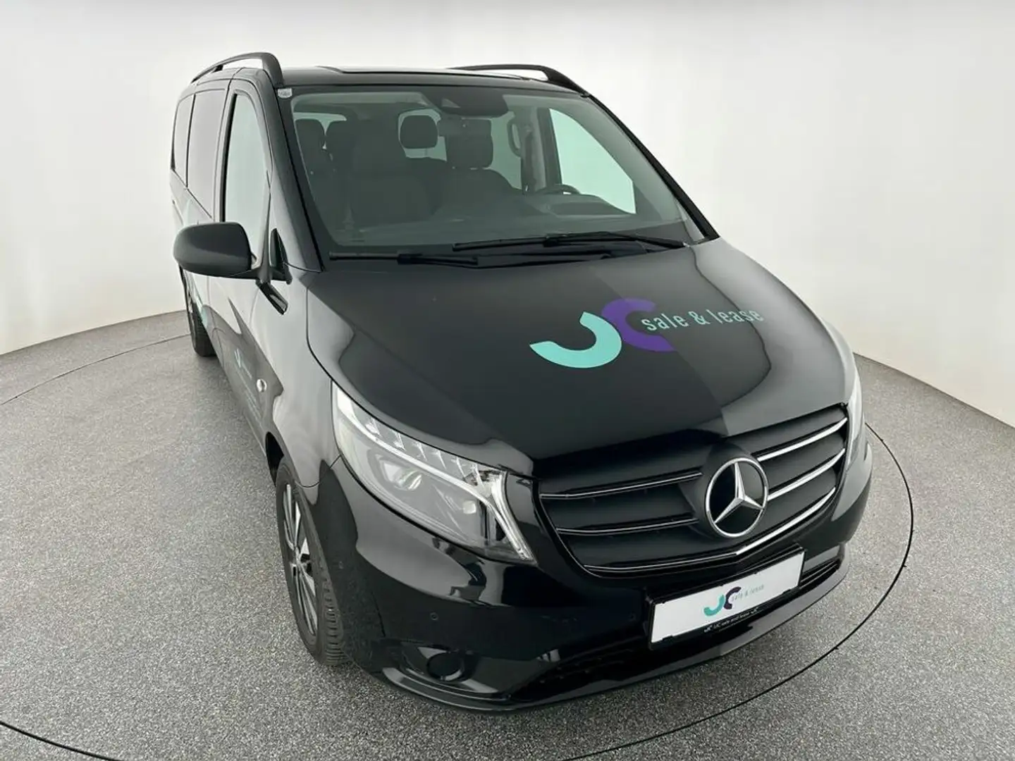 Mercedes-Benz Vito Tourer 119 CDI extralang PRO Aut. Schwarz - 2
