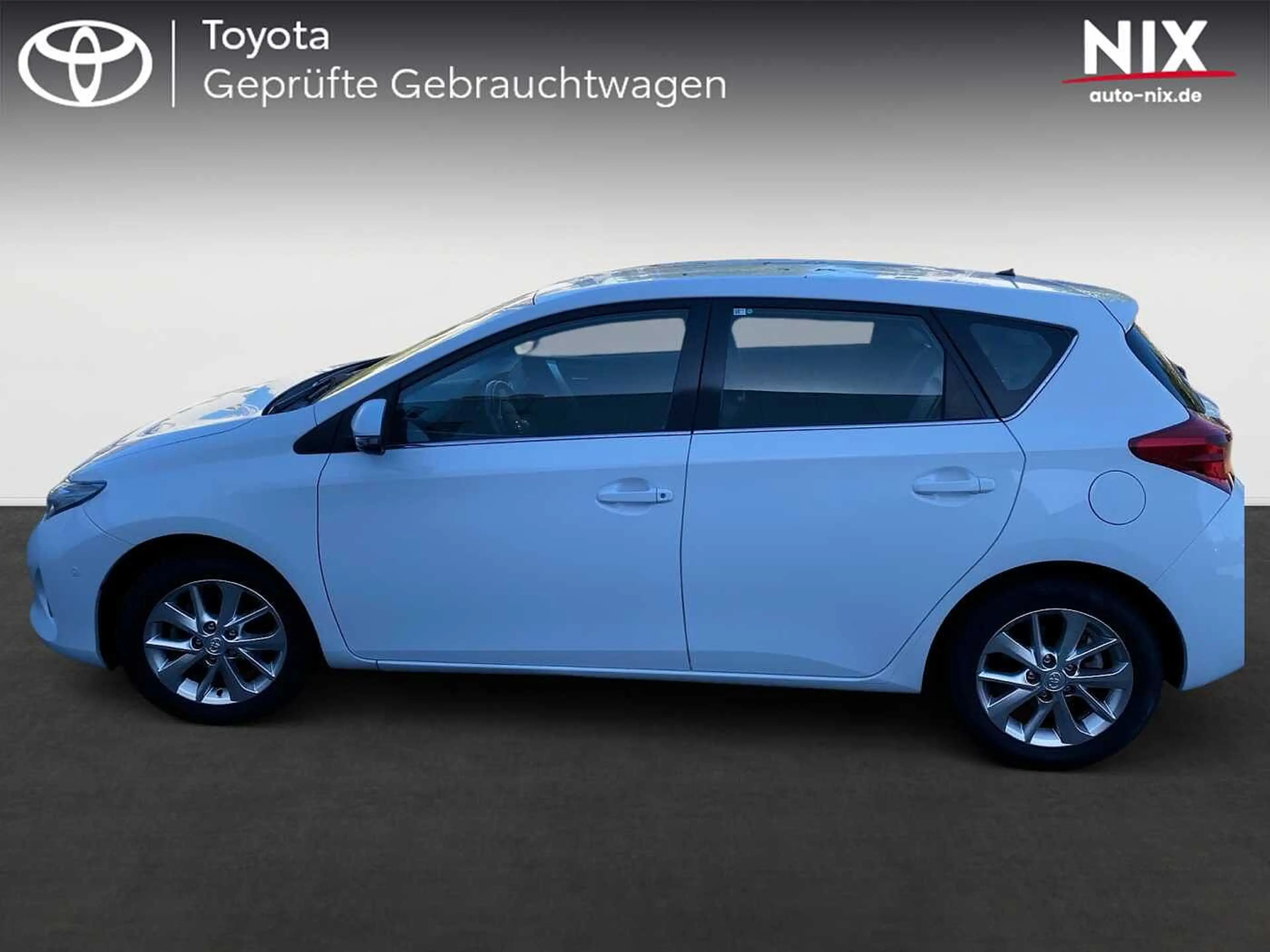 Toyota Auris 1.6 Valvematic Executive SHZ TEILLEDER — photo 3