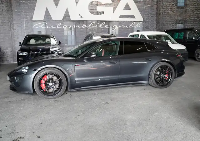 Porsche Taycan GTS Sport Turismo Ansicht 14