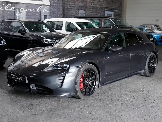 Porsche Taycan GTS Sport Turismo Ansicht 5