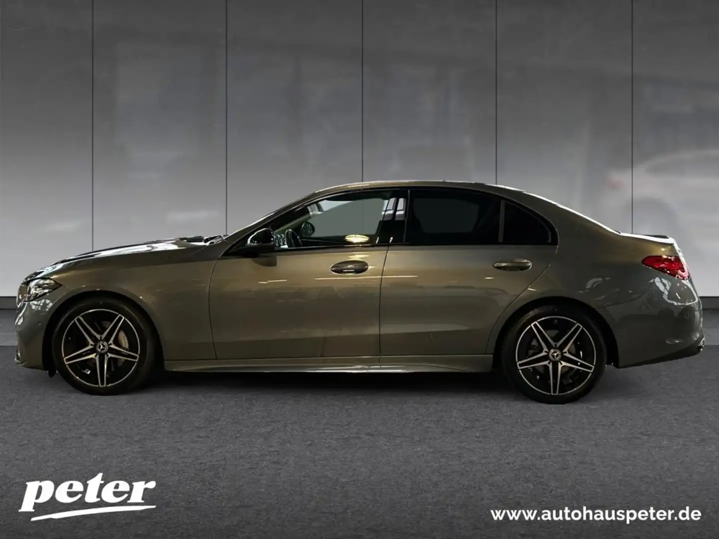Mercedes-Benz C 180 AMG/Night/LED/Schiebedach/Memory-P./Kamera Grijs - 2