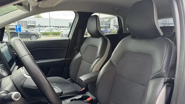Renault Captur view 9