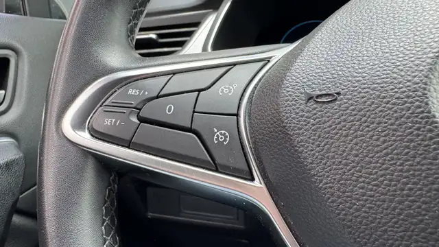 Renault Captur view 18