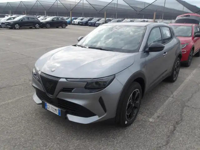 Alfa Romeo Junior Junior 156 CV BEV