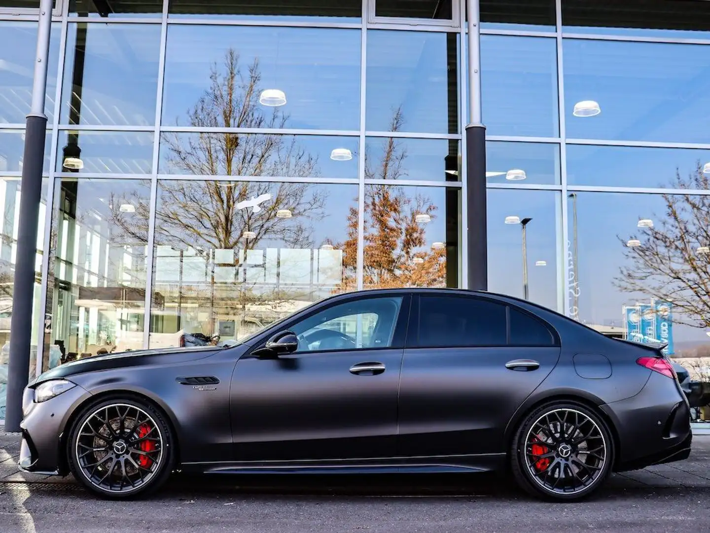 Mercedes-Benz C 63 AMG C 63 S AMG E PERFORMANCE NP € 141.675.- Grau - 2