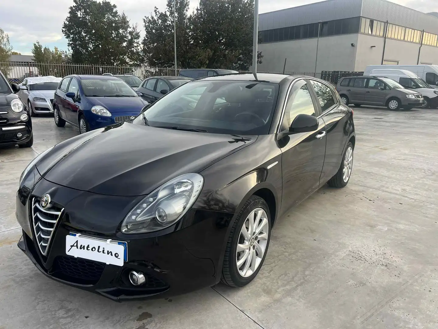 Alfa Romeo Giulietta 1.6 M.JET 105CV -DISTINCTIVE- Nero - 2