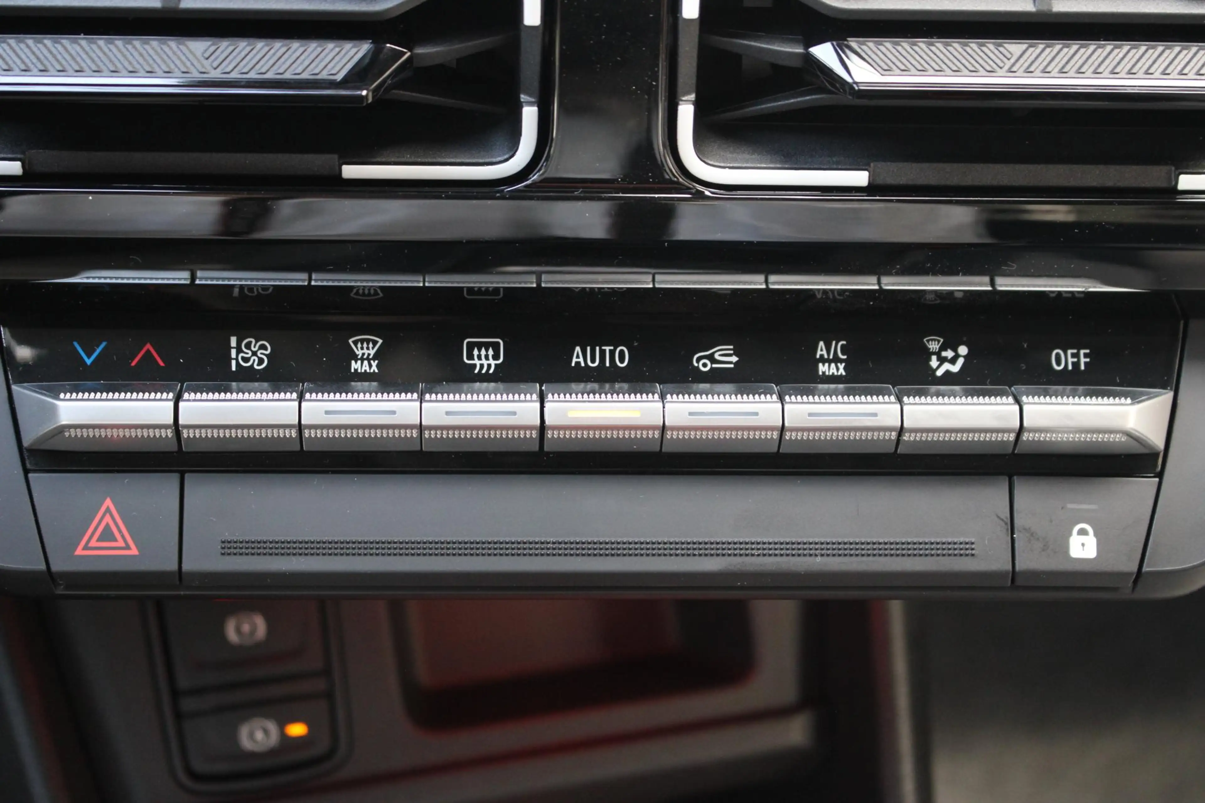 Renault R 5 comfort range Roland-Garros 52 kWh | DEMO | Harman — photo 20