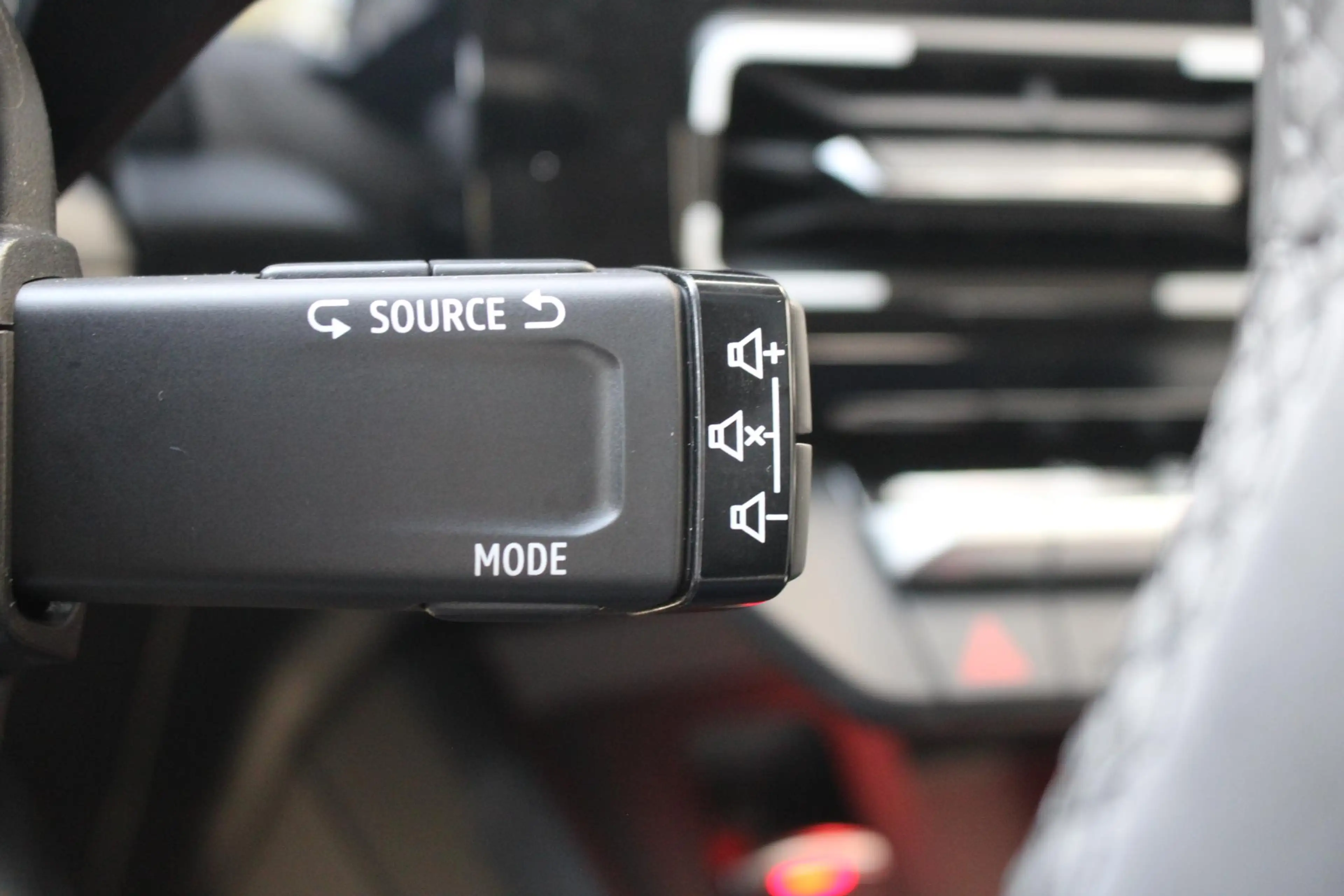 Renault R 5 comfort range Roland-Garros 52 kWh | DEMO | Harman — photo 29
