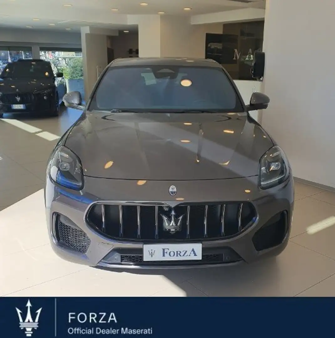 Maserati Grecale Grecale 2.0 mhev GT 300cv auto Grigio - 1