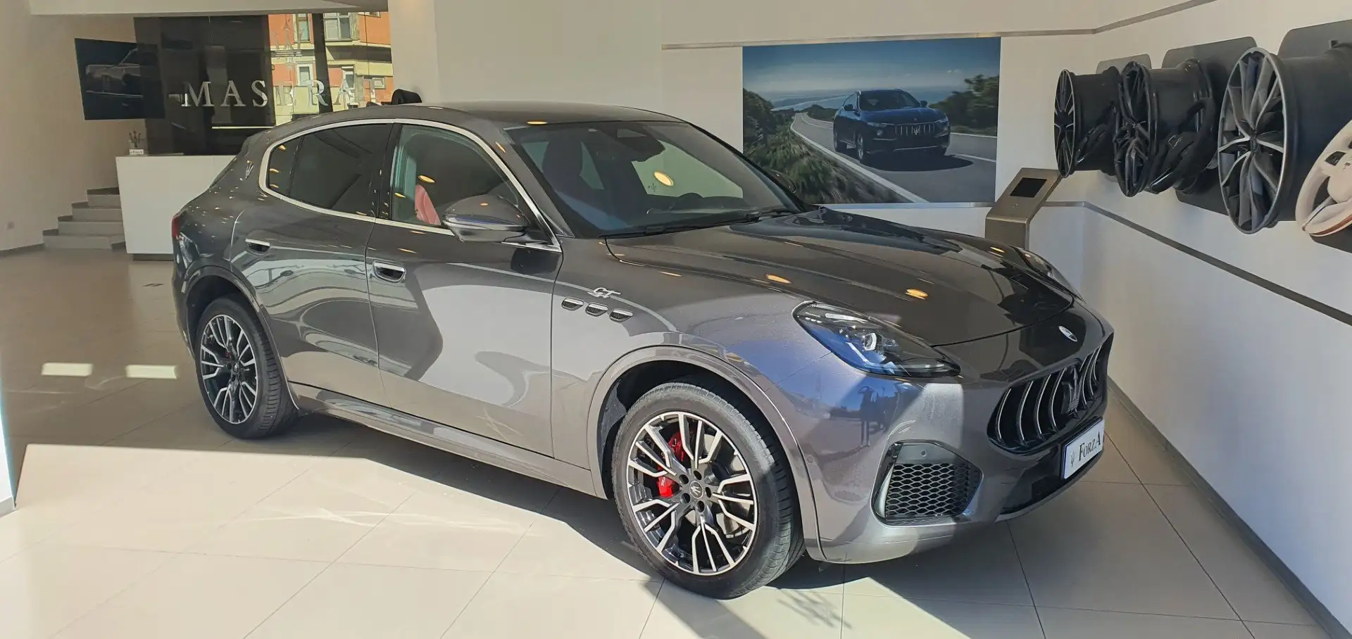Maserati Grecale Grecale 2.0 mhev GT 300cv auto Grigio - 2