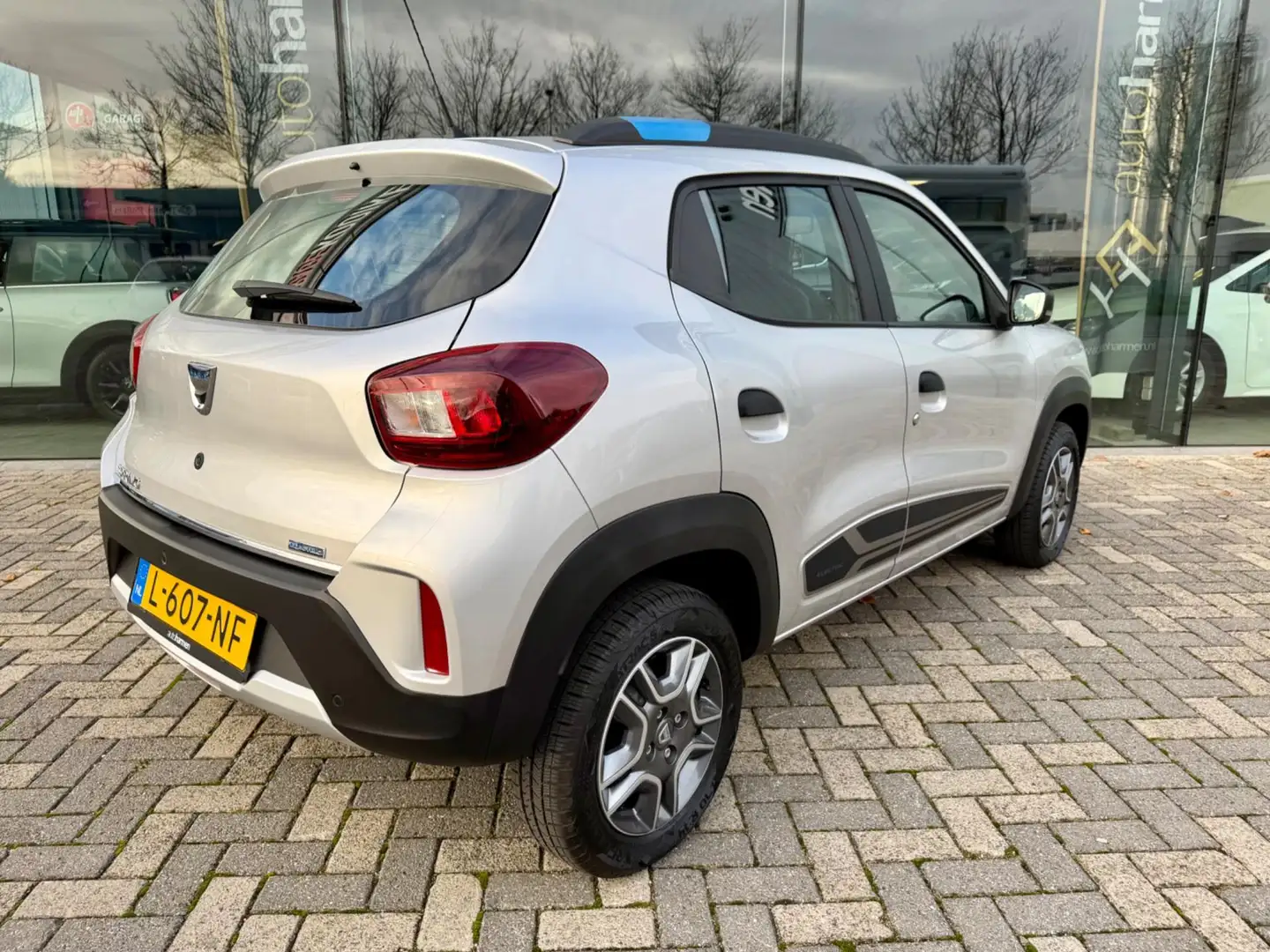 Dacia Spring Business 27 kWh, NAP, CarPlay, Camera, Navigatie Gris - 2