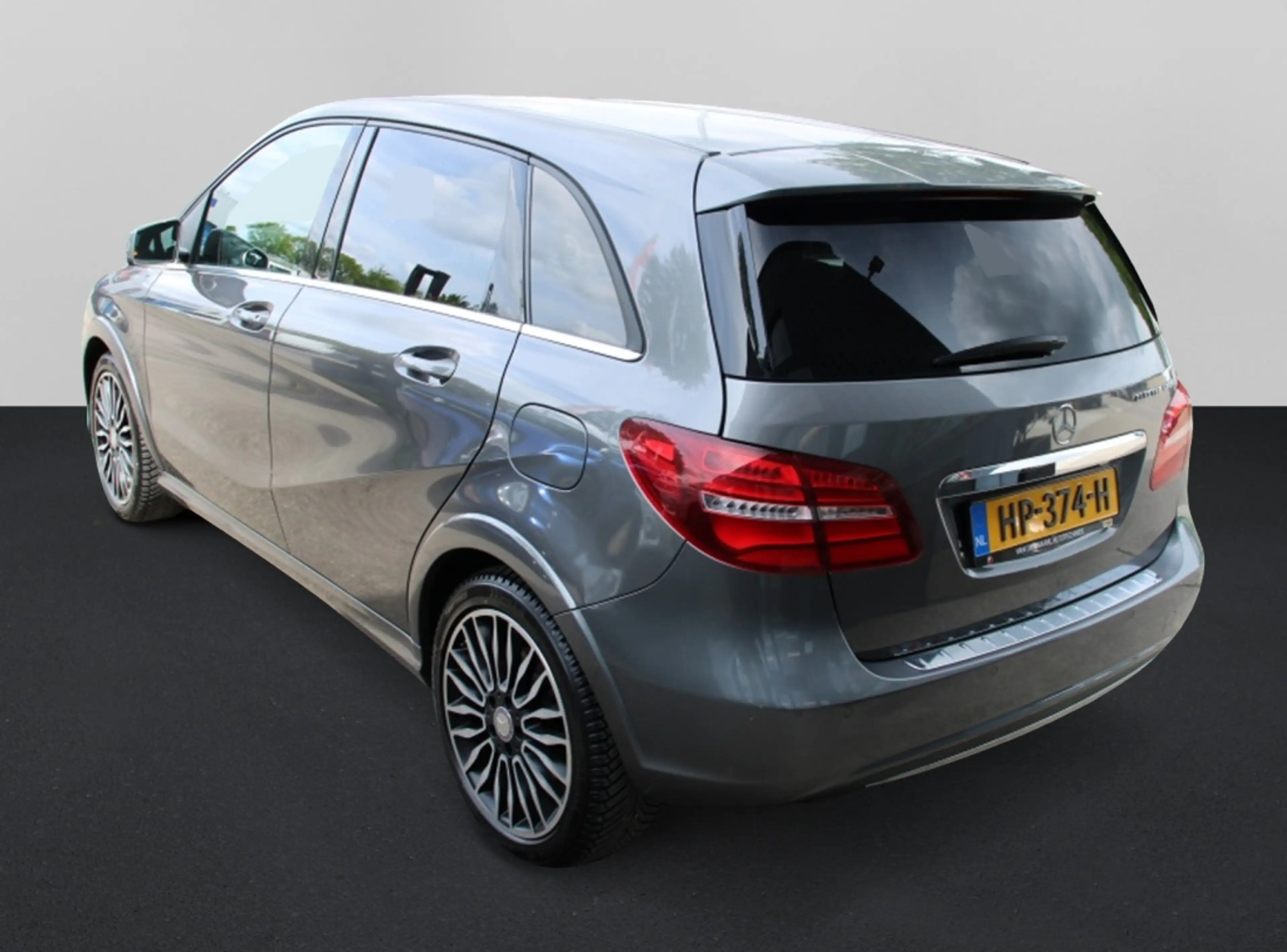 Mercedes-Benz B Electric Drive Pres. / Keurige Auto — photo 6