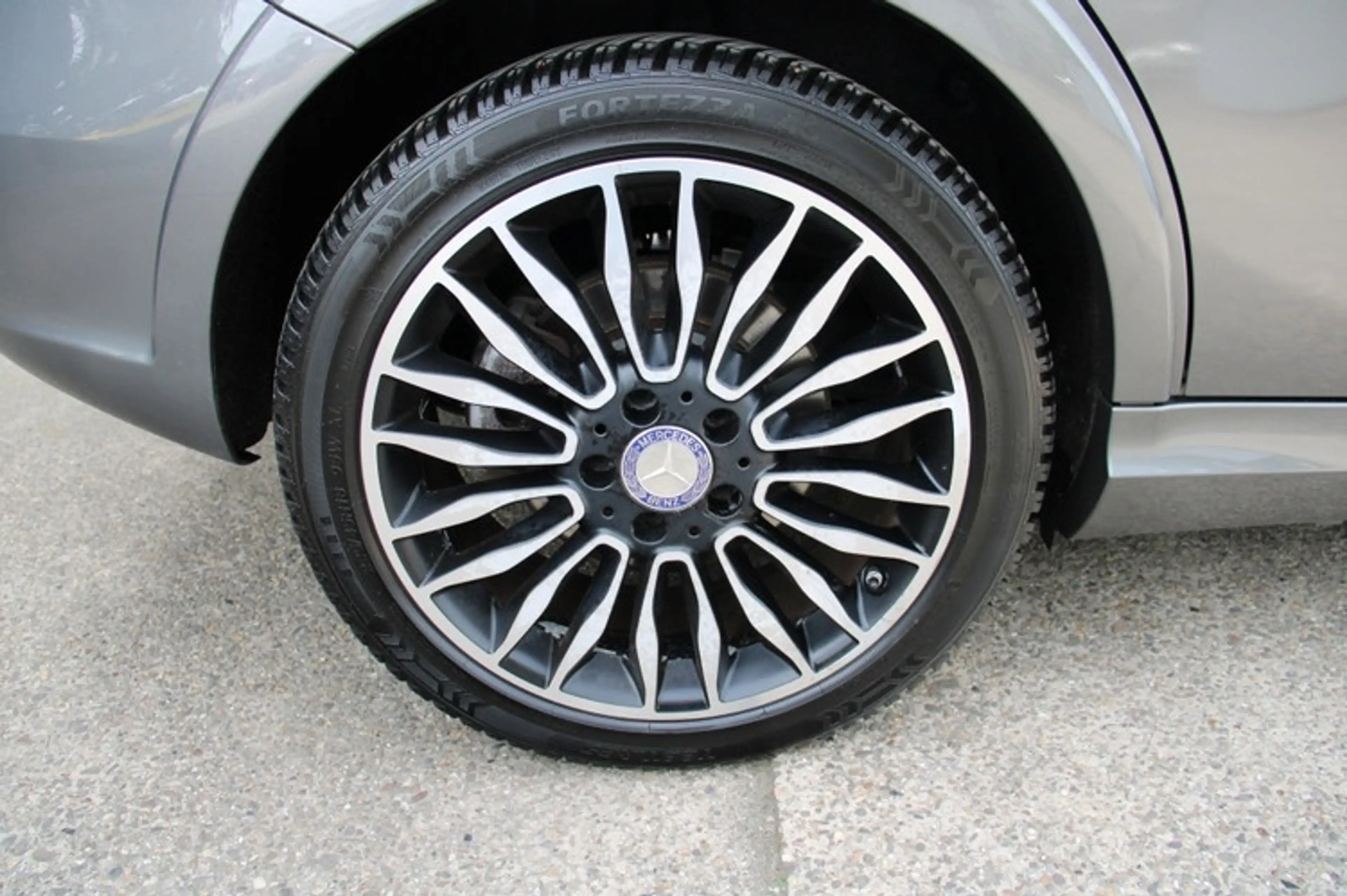 Mercedes-Benz B Electric Drive Pres. / Keurige Auto — photo 9