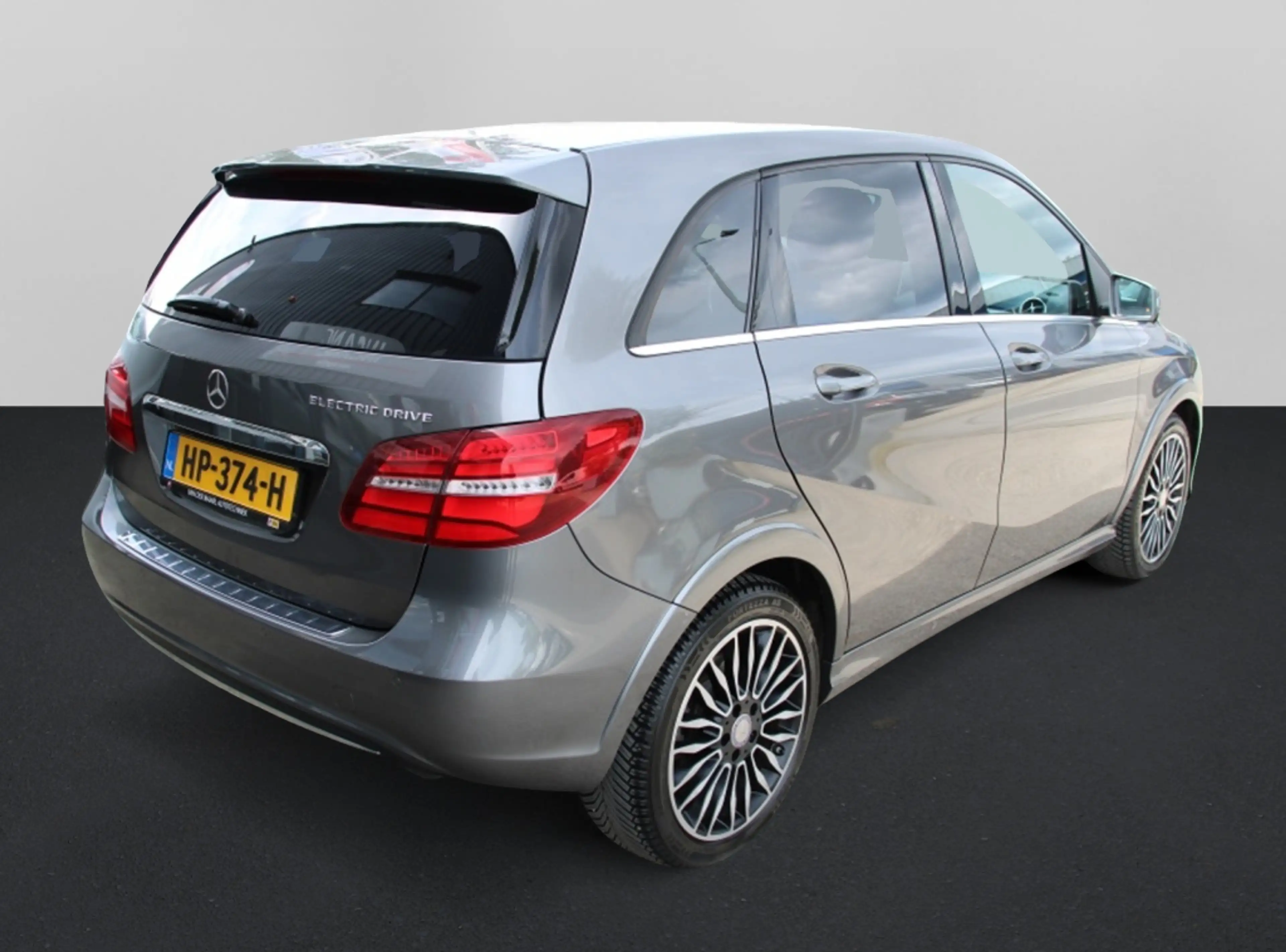 Mercedes-Benz B Electric Drive Pres. / Keurige Auto — photo 5
