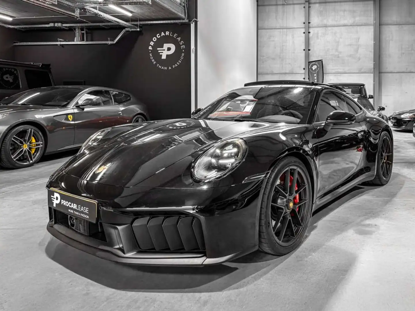 Porsche 992 911/992.2 CARRERA 4 GTS / FACELIFT MY2025 / SOFORT Noir - 1