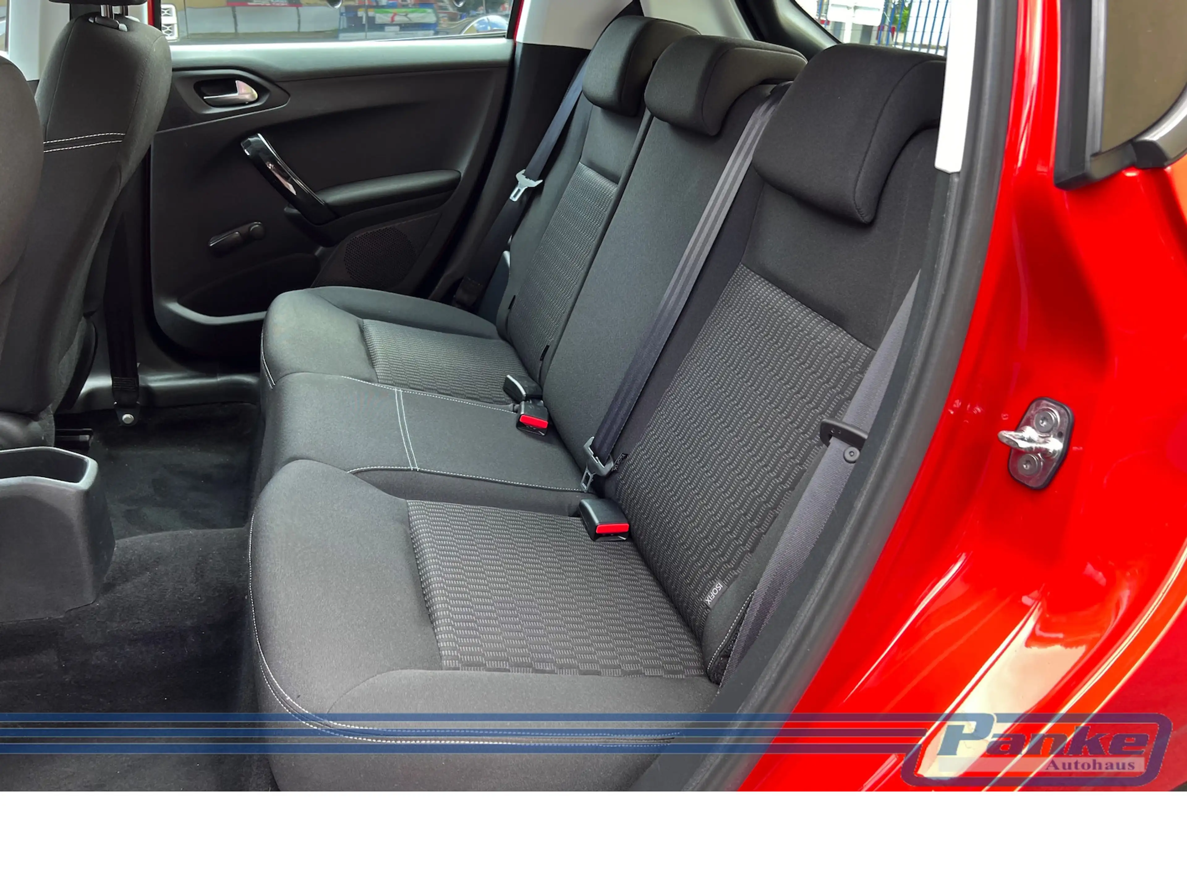 Peugeot 208 Pure 1.2*SHZ*BT*Klima*PDC*LED*USB*Tempo — photo 15