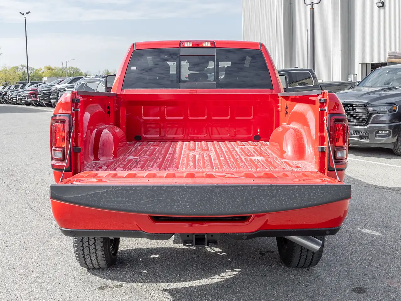 RAM 2500 снимка RAM 2500