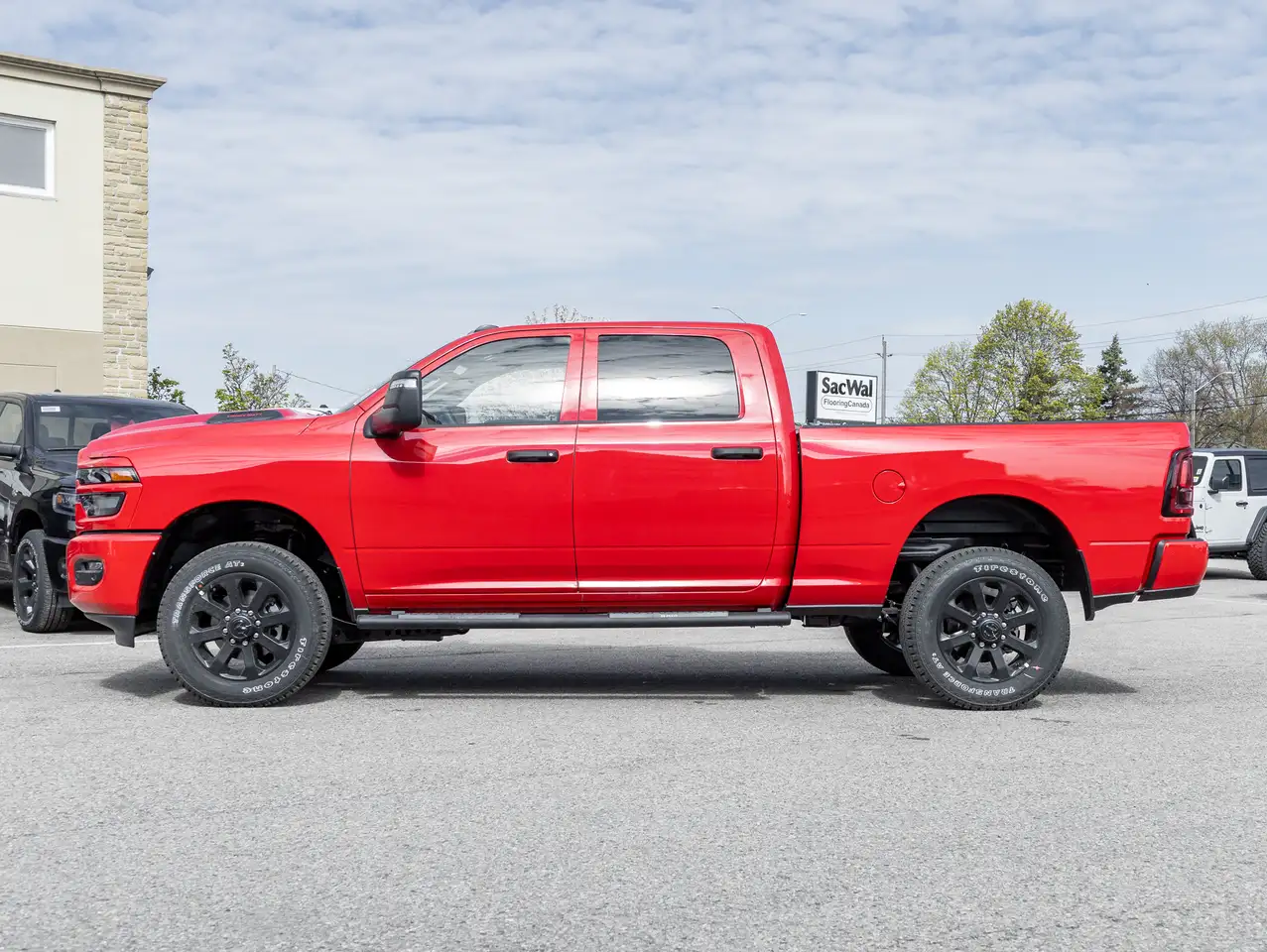 RAM 2500 снимка RAM 2500