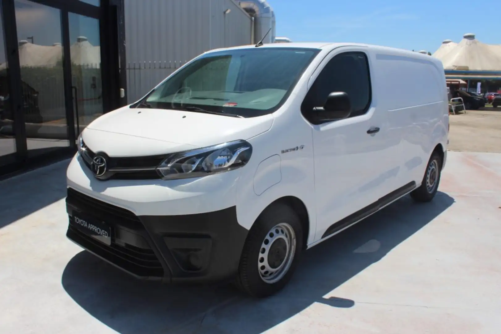Toyota Proace Electric 50kWh PL-TN Furgone Medium 4p. 10q Active Bianco - 1