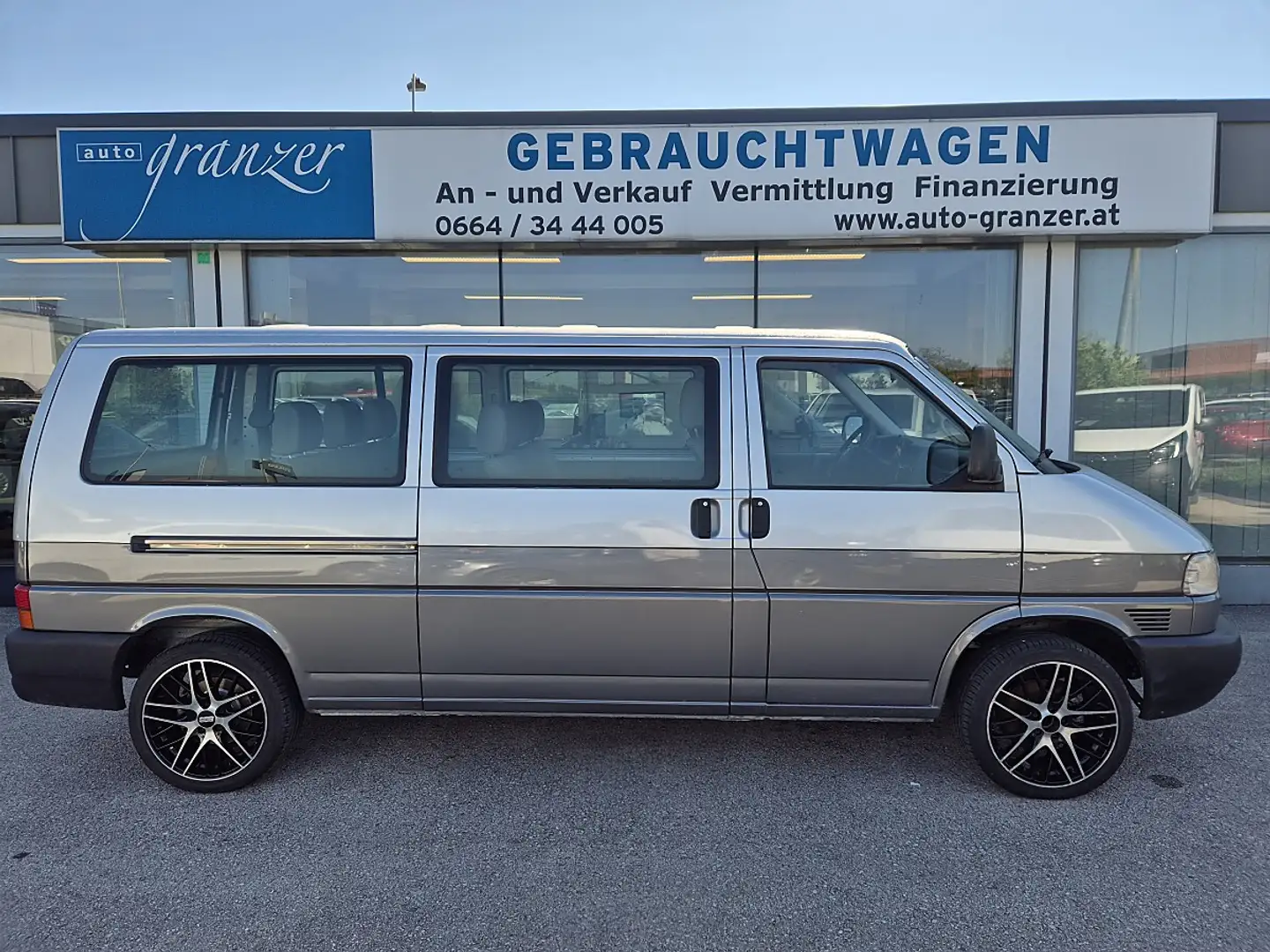 Volkswagen T4 Kombi 3-3-3 lang Syncro 2,5 TDI Silber - 1