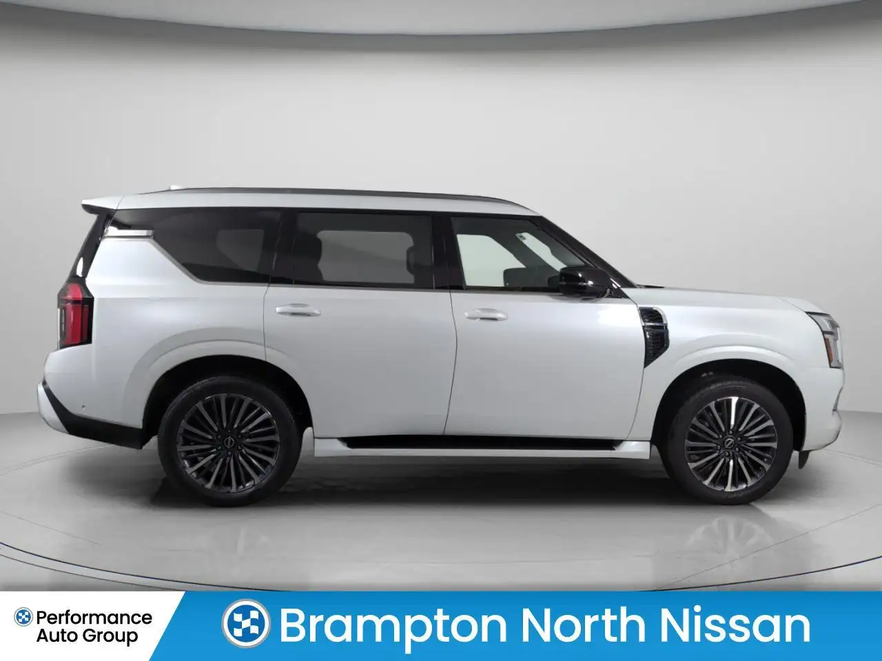 Nissan Armada снимка Nissan Armada