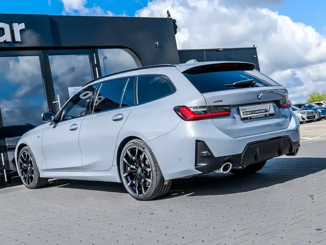 BMW 3 Series view 7