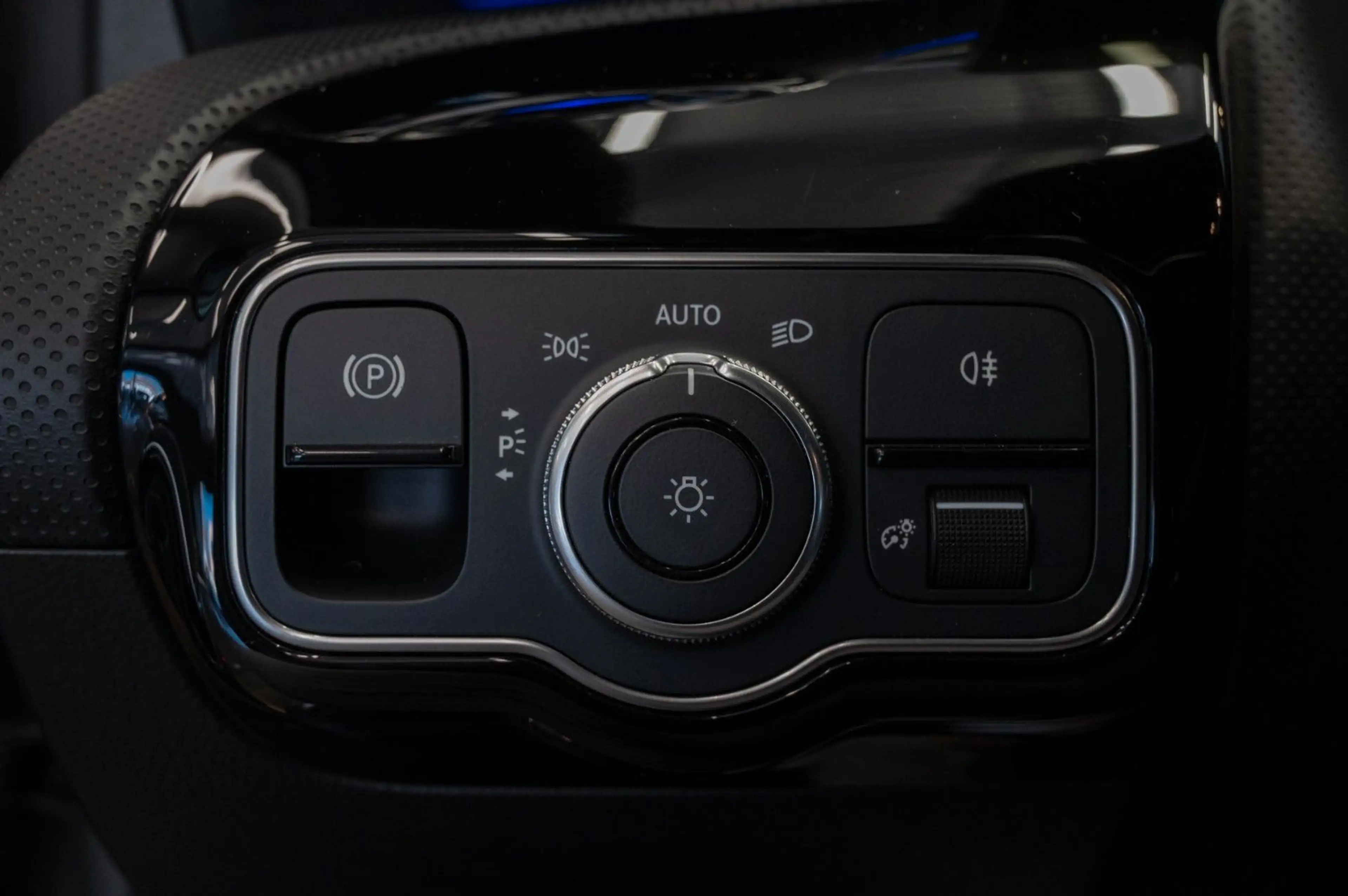 Mercedes-Benz A 35 AMG A35 4MATIC|AMG AERO PAKET|NIGHT|NAVI|KAMERA — photo 35