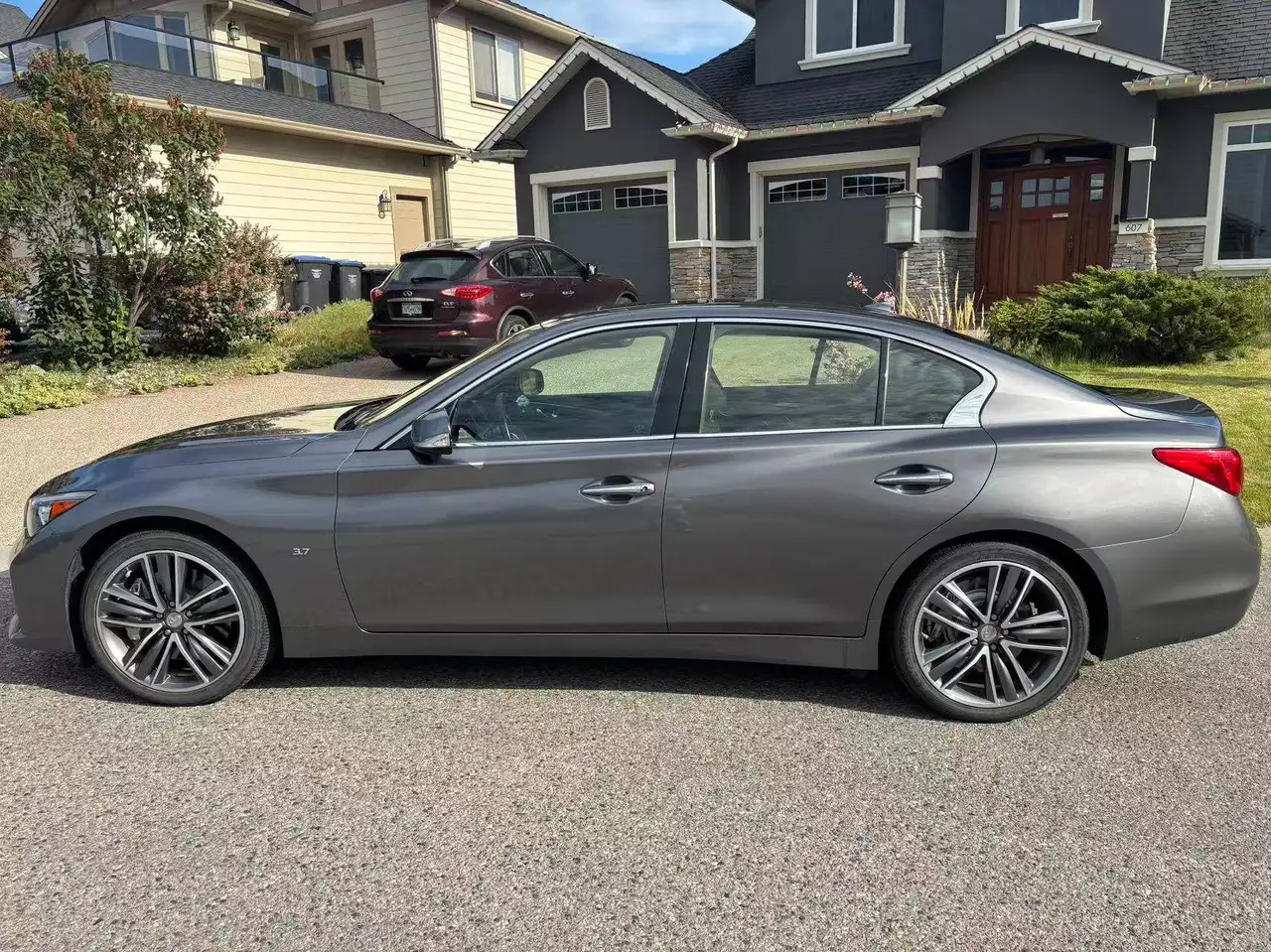Infiniti Q50 снимка Infiniti Q50