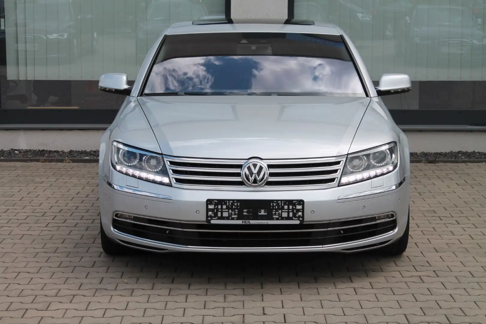 Volkswagen Phaeton V8 5-Sitzer 4Motion*ACC*NAVI*BI-XENON* Argintiu - 2
