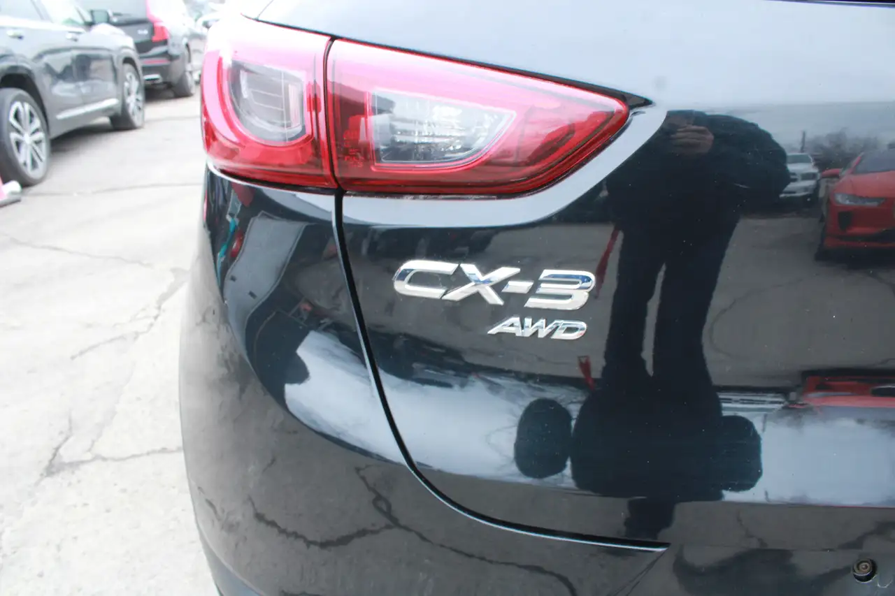 Mazda CX-3 снимка Mazda CX-3
