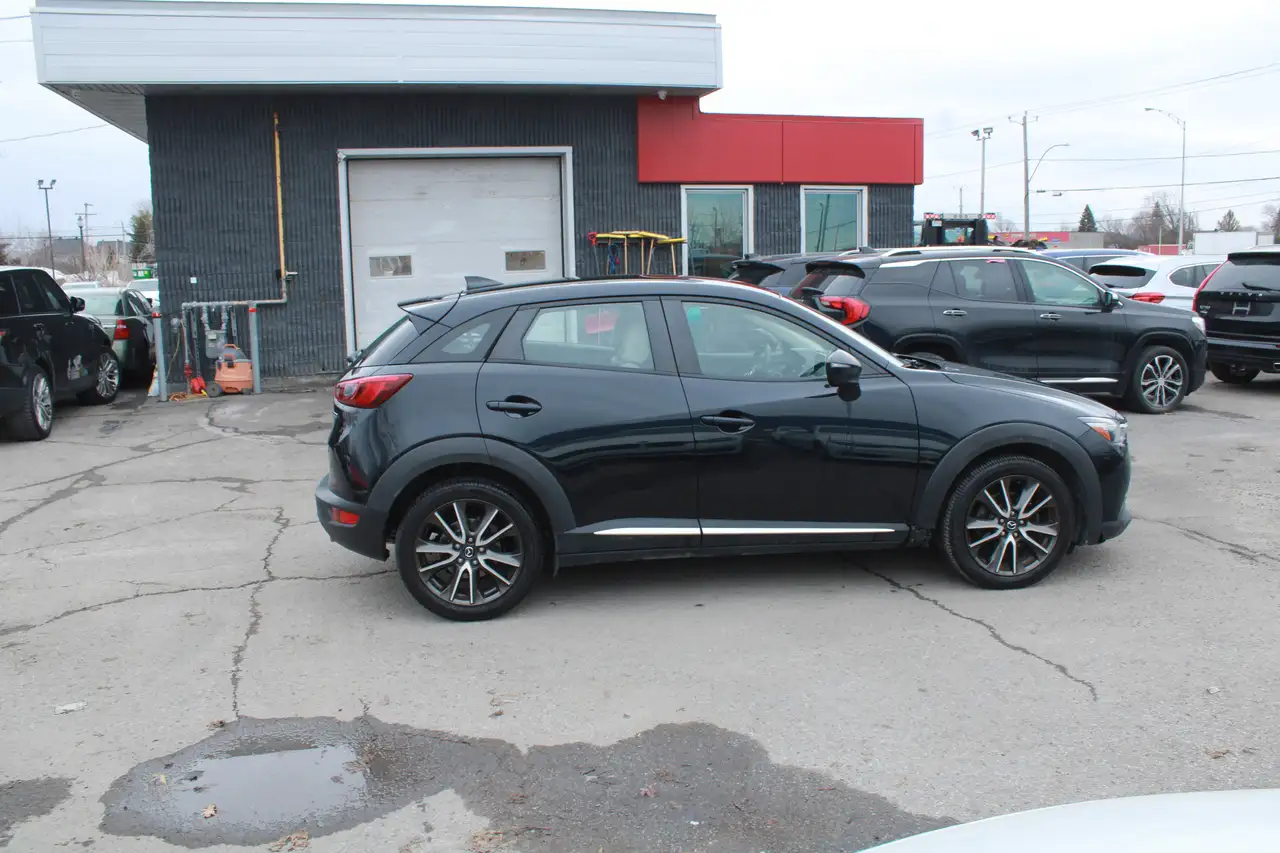 Mazda CX-3 снимка Mazda CX-3