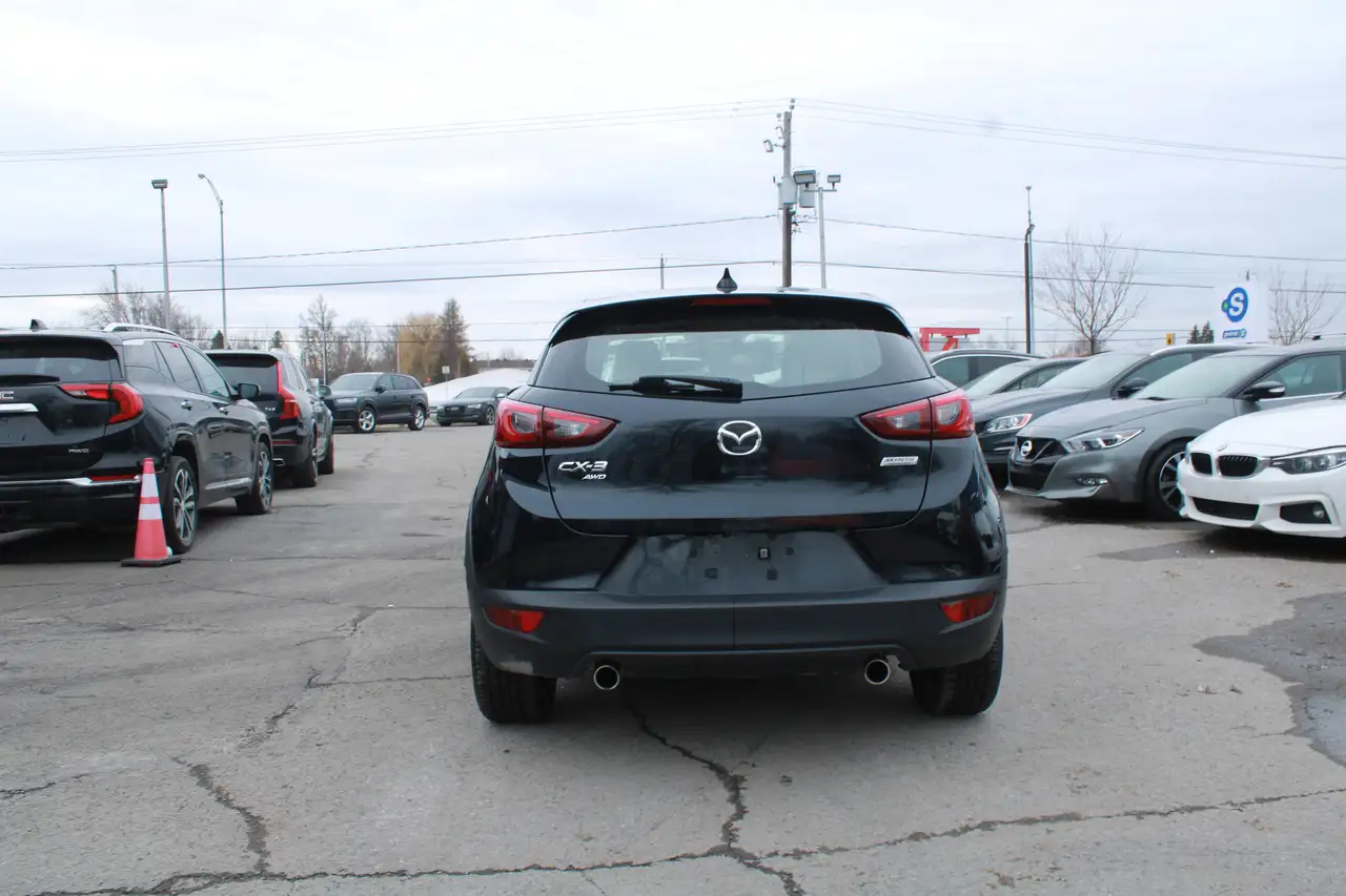 Mazda CX-3 снимка Mazda CX-3