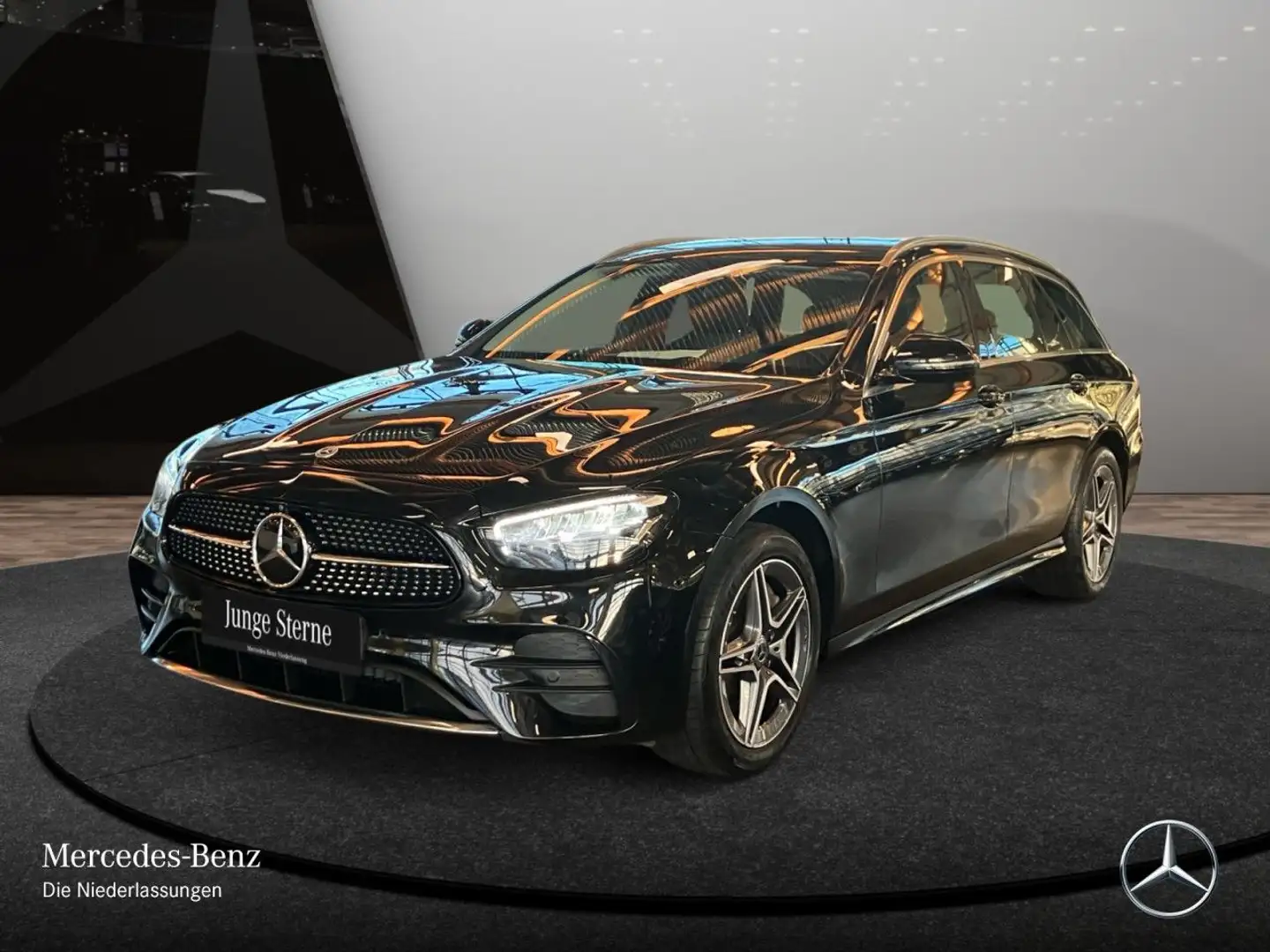 Mercedes-Benz E 300 de T 4M AMG+360+AHK+LED+9G Schwarz - 2