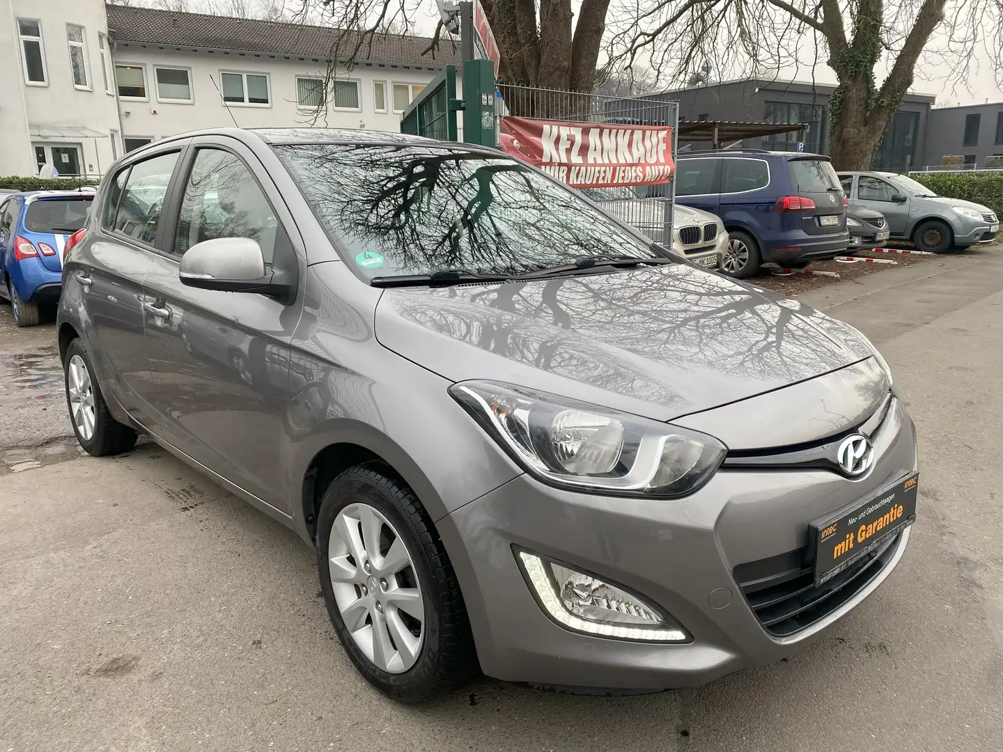 Hyundai i20 5 Star Edition 20 siva - 1