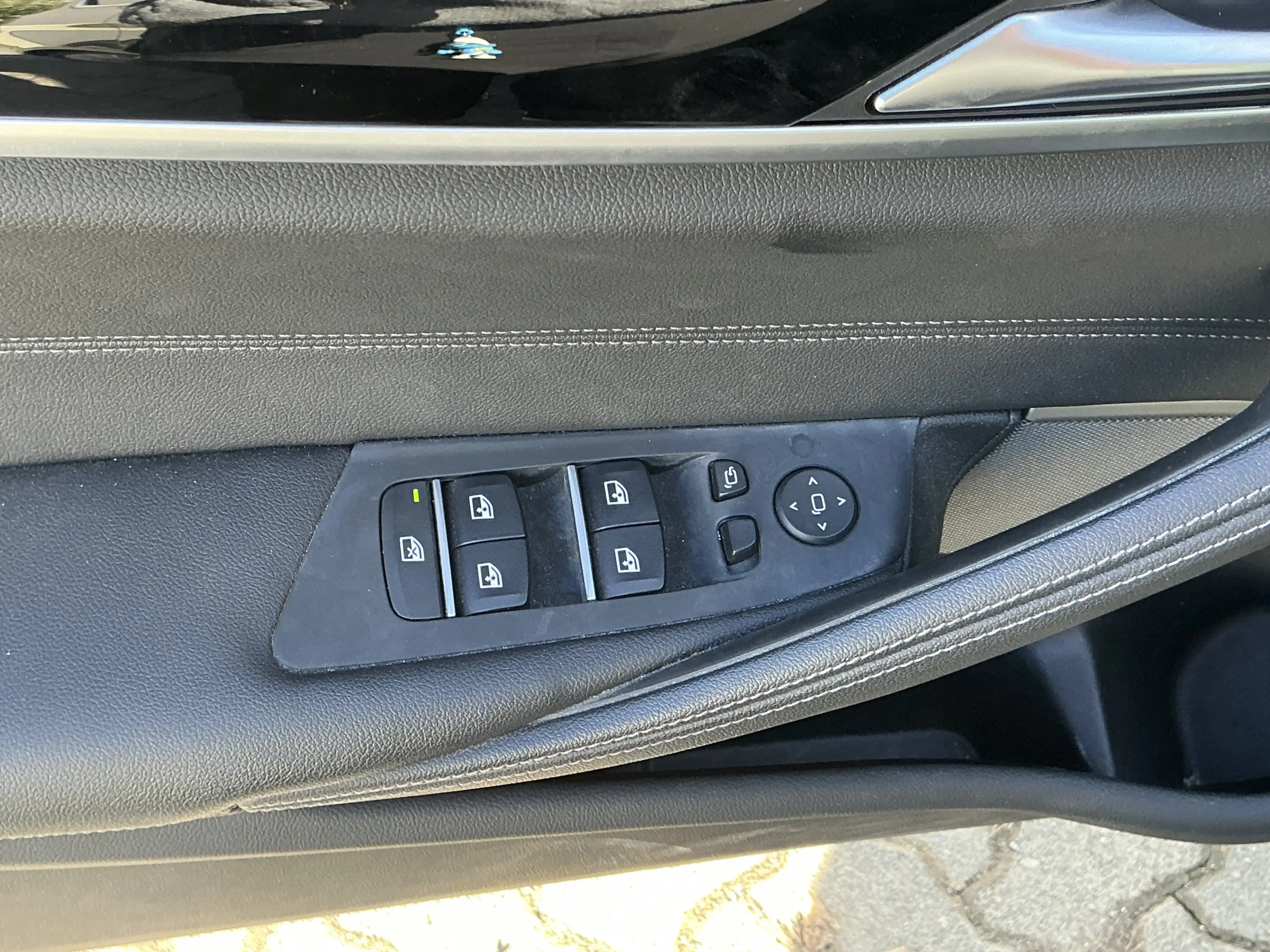 BMW 530 e Business Leder R.Cam Navi HUD ACC AHK — photo 4