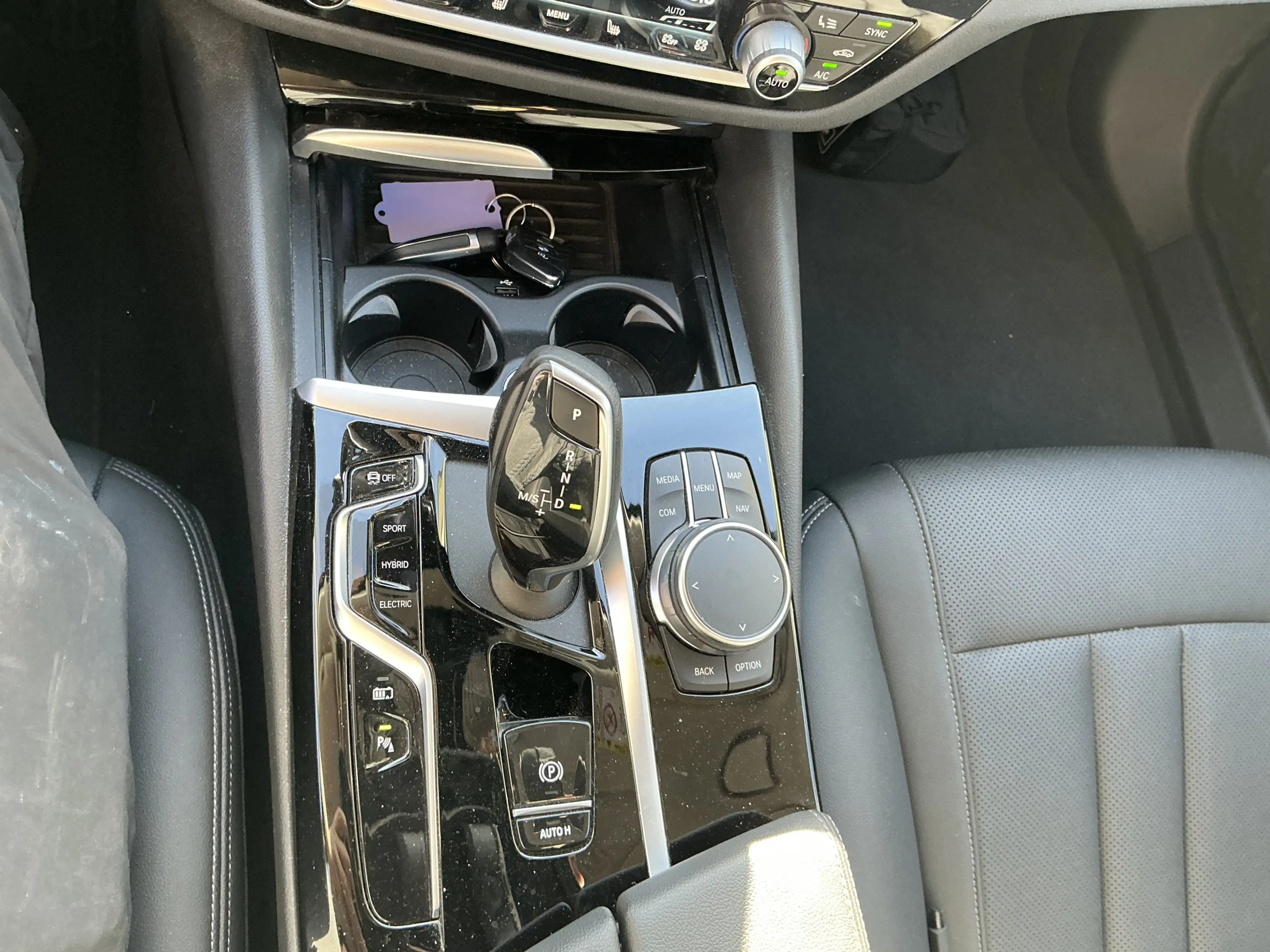 BMW 530 e Business Leder R.Cam Navi HUD ACC AHK — photo 13