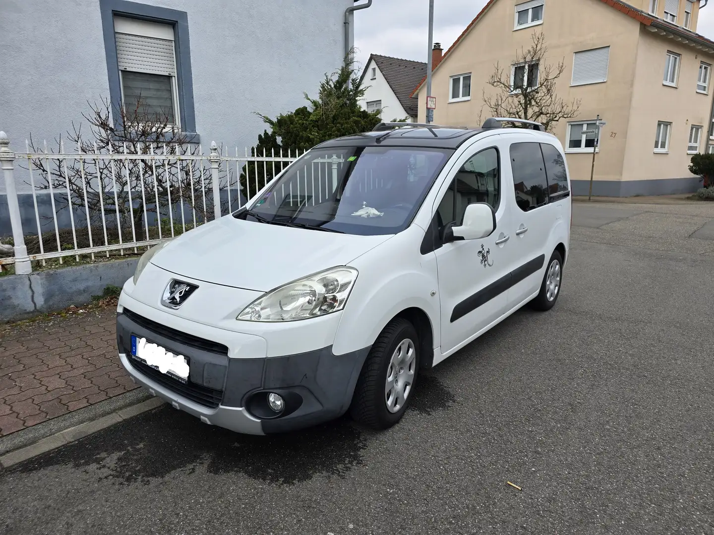 Peugeot Partner Partner Tepee 110 Family Weiß - 1