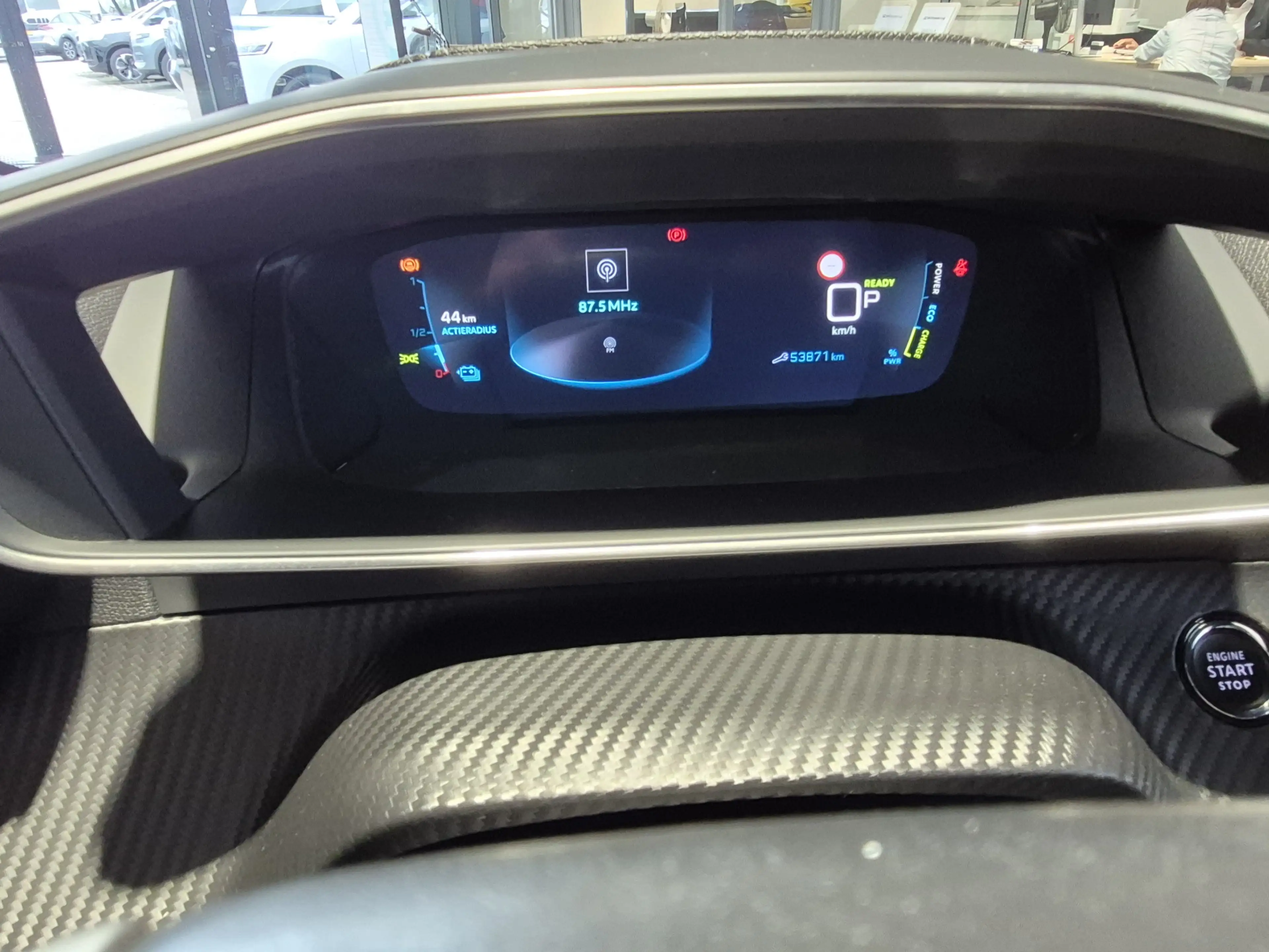 Peugeot e-2008 EV GT Pack 50 kWh 3-Fase | Panoramisch Schuifdak | — photo 14