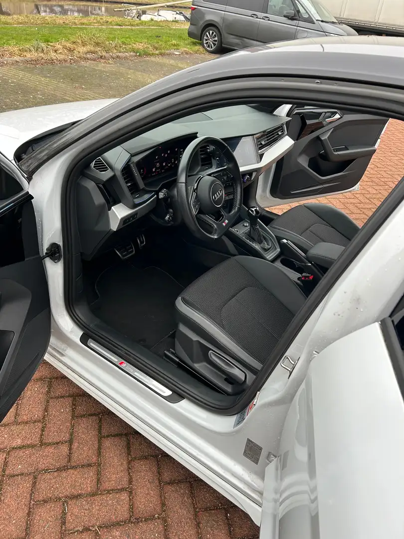 Audi A1 A1 30 Sportback 30 TFSI S-line keyless sfeerverl. Wit - 2