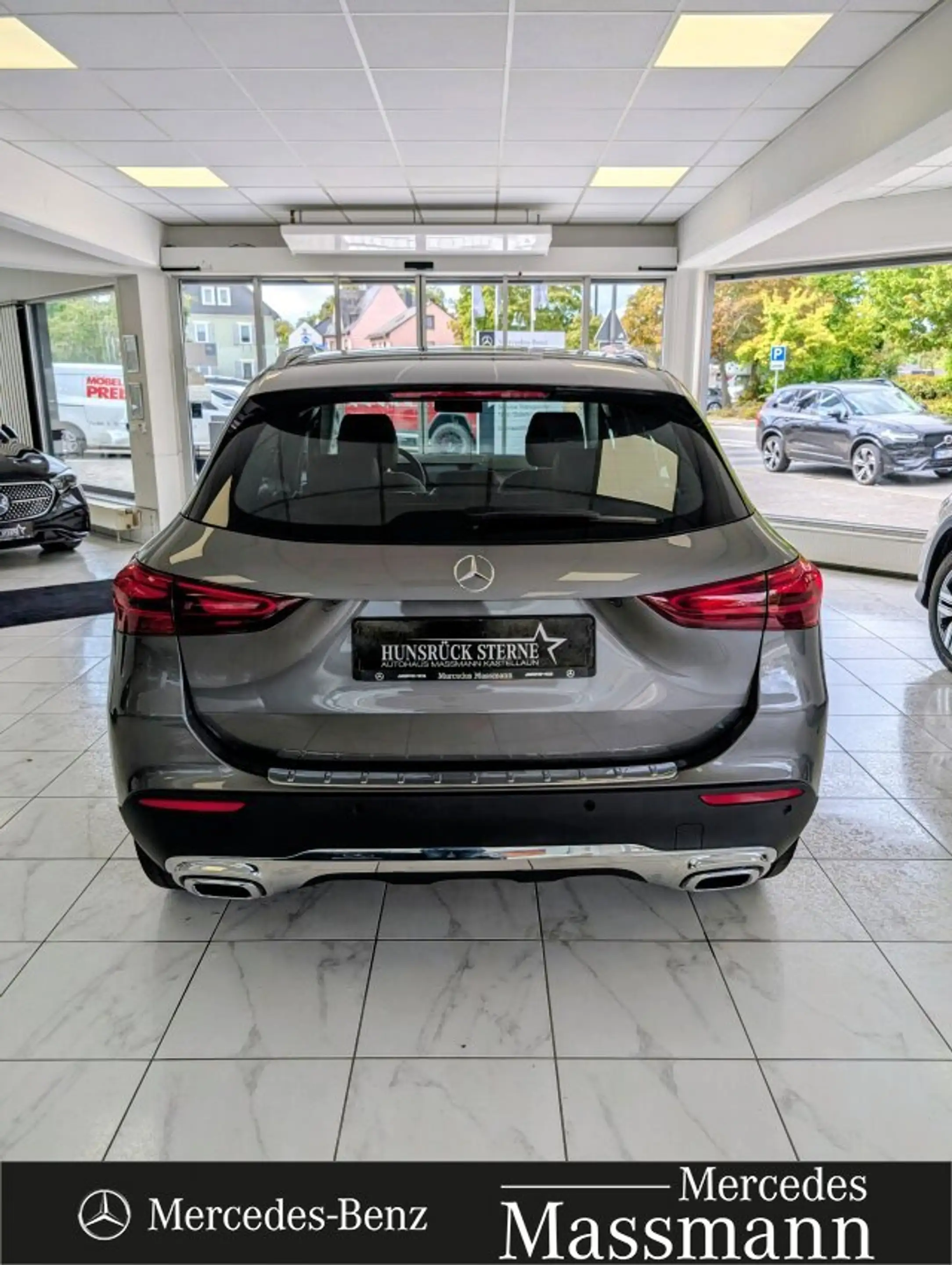 Mercedes-Benz GLA 220 GLA 220 d 4MATIC Progressive/Pano.-Dach Navi/Klima — photo 2