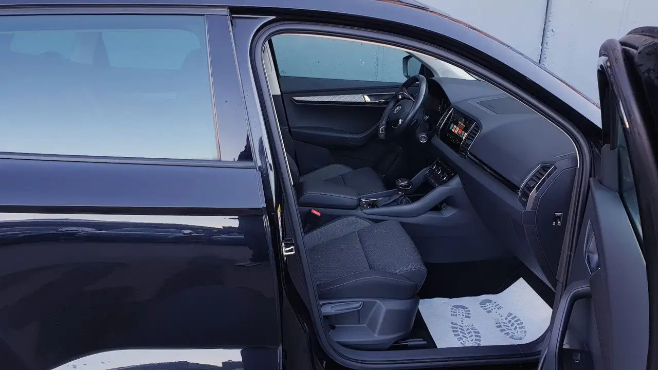 Skoda Karoq 2.0l TDI DSG STYLE Pano/Virtual/Kamera/AHK, миниатюра 7