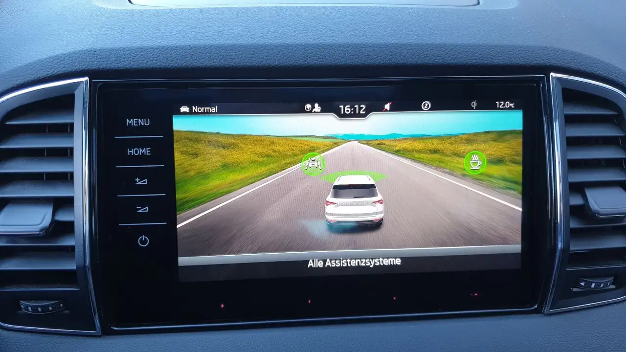 Skoda Karoq 2.0l TDI DSG STYLE Pano/Virtual/Kamera/AHK, миниатюра 13