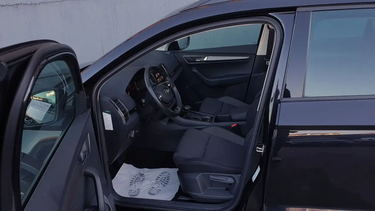 Skoda Karoq 2.0l TDI DSG STYLE Pano/Virtual/Kamera/AHK, миниатюра 6