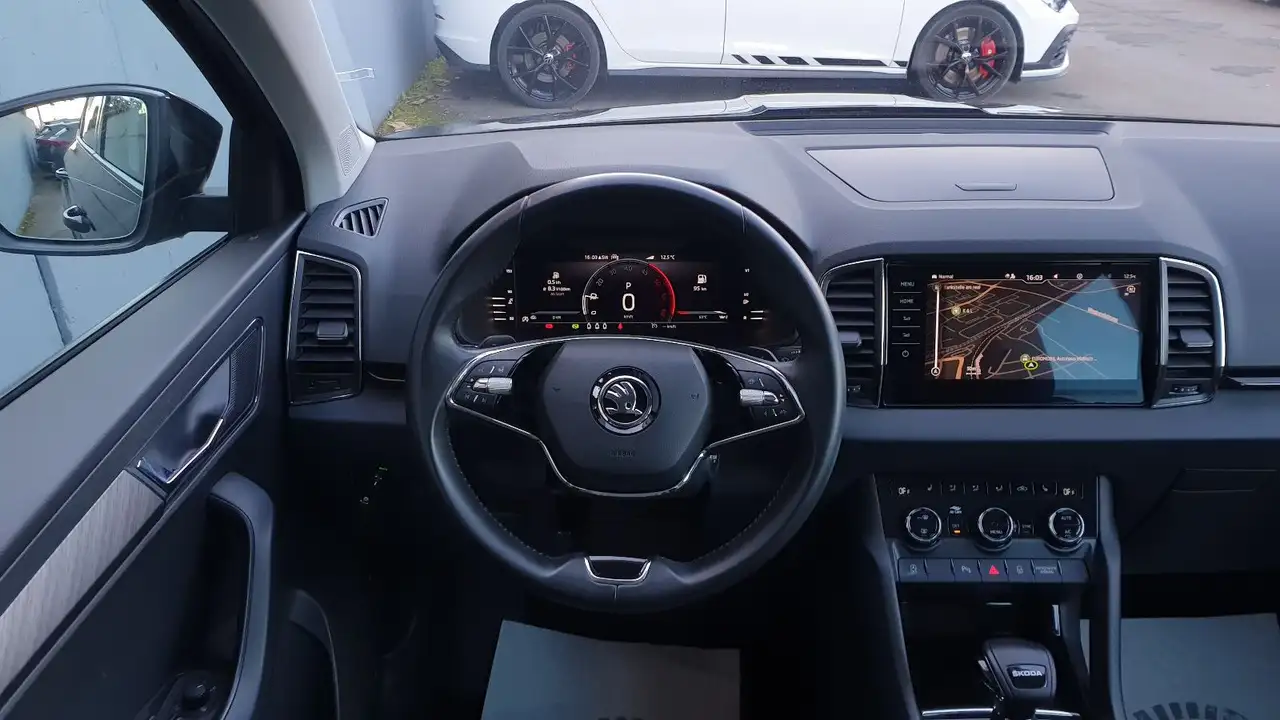 Skoda Karoq 2.0l TDI DSG STYLE Pano/Virtual/Kamera/AHK, миниатюра 10