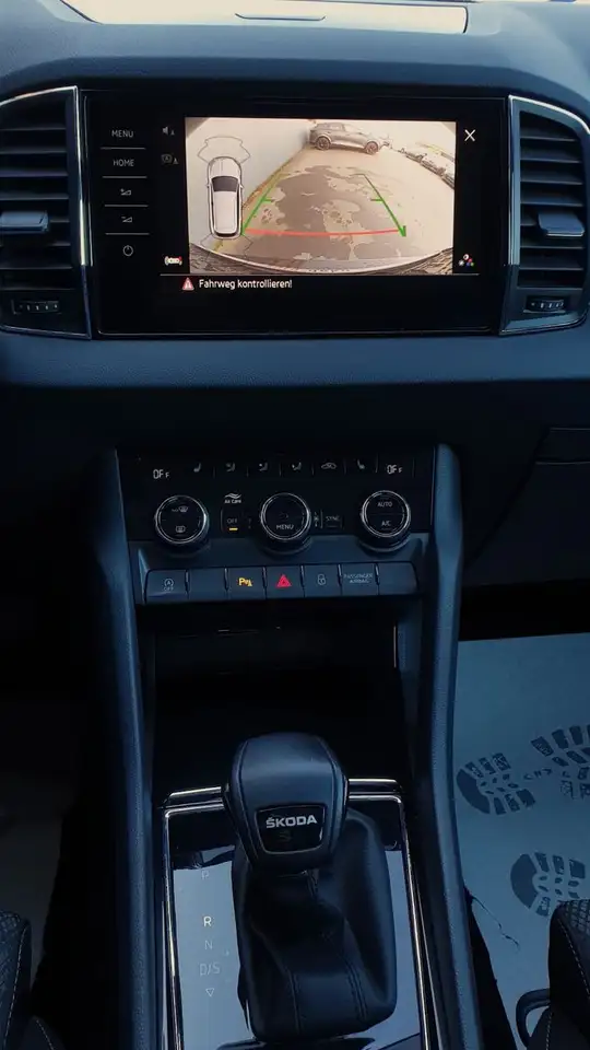 Skoda Karoq 2.0l TDI DSG STYLE Pano/Virtual/Kamera/AHK, миниатюра 11