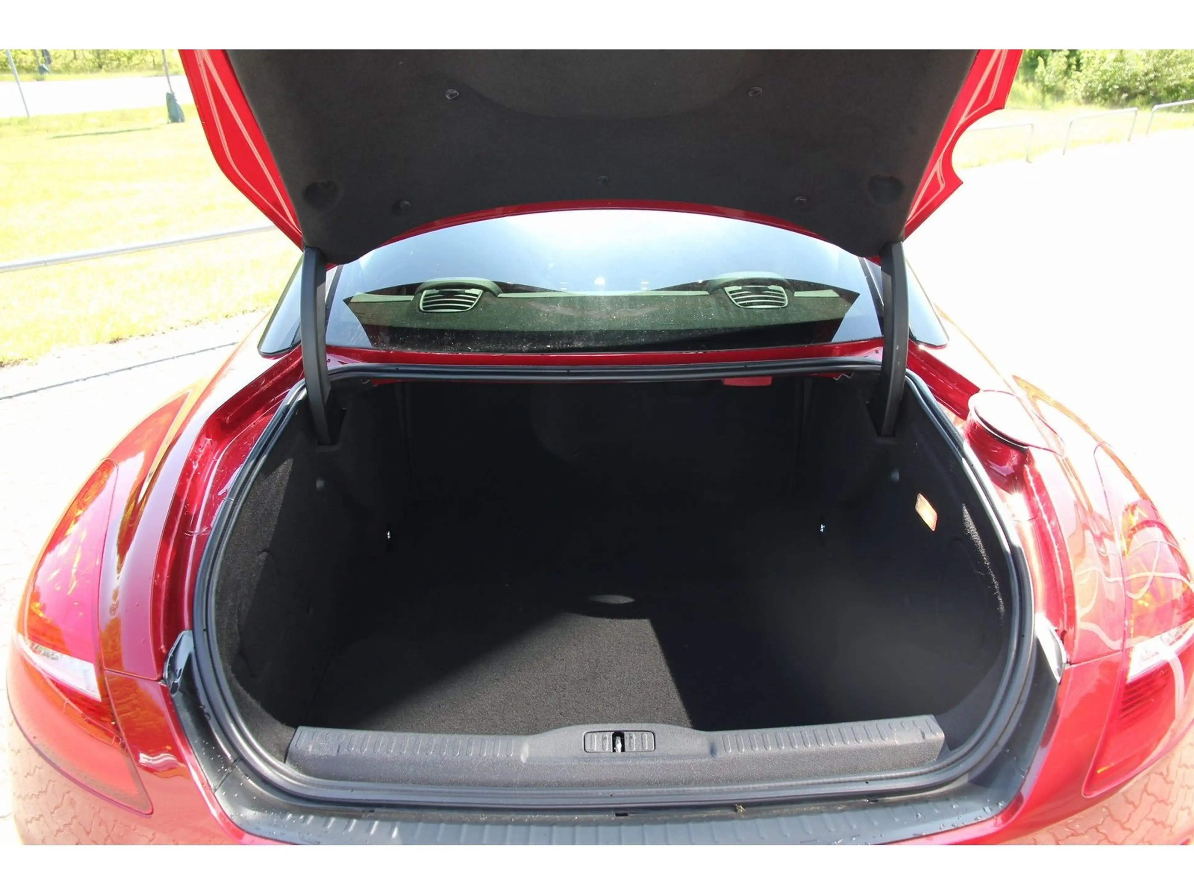 Peugeot RCZ 1.6 270 THP R — photo 5