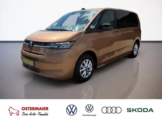 Volkswagen T7 Multivan LIFE 2.0TDI 150PS.DSG.LED.NAVI.AHK.7SITZE.KAMERA.P