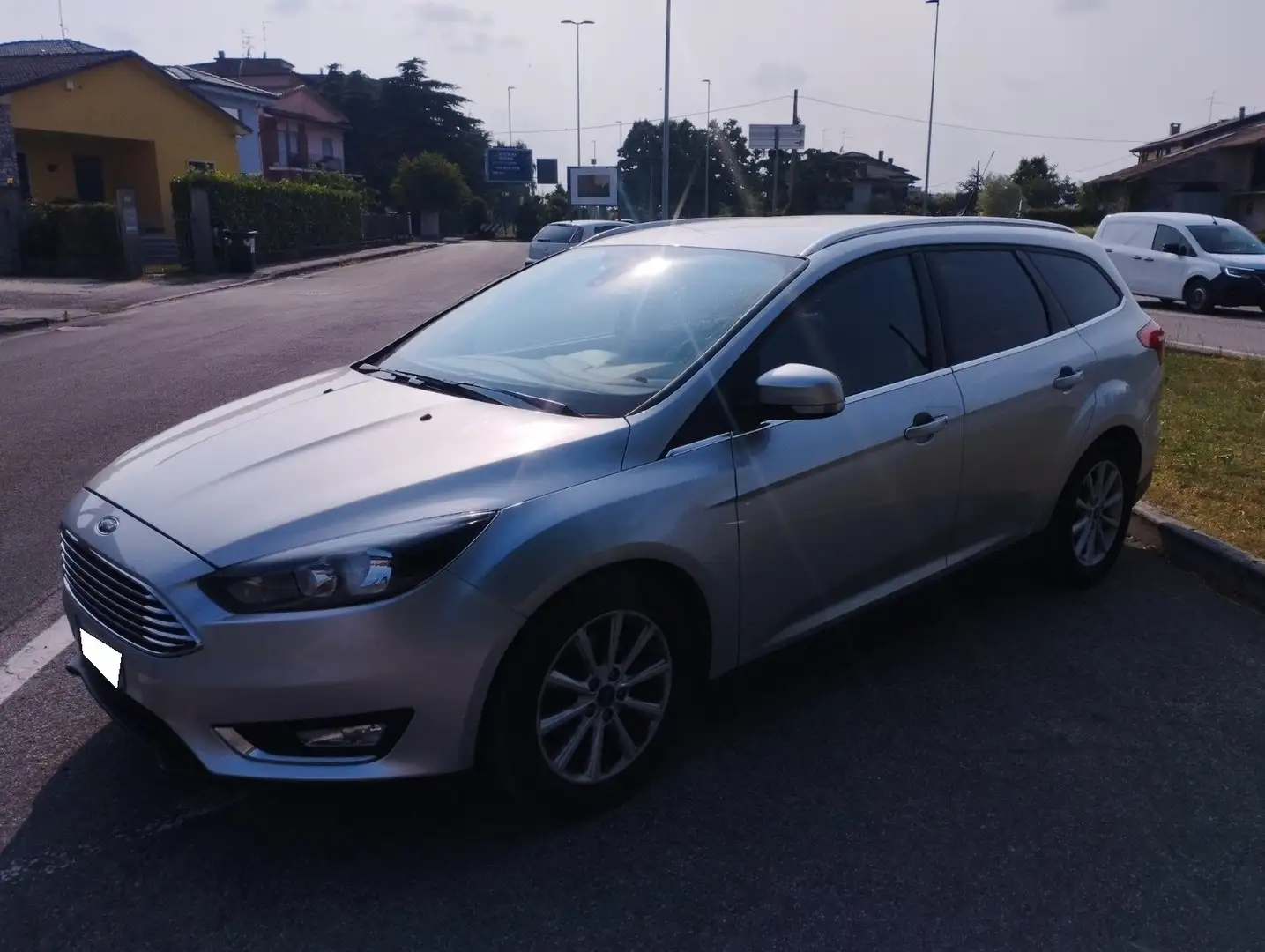 Ford Focus Focus IV 2015 SW SW 1.5 tdci Titanium s Argento - 1